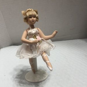 BALLERINA DOLL WITH STAND